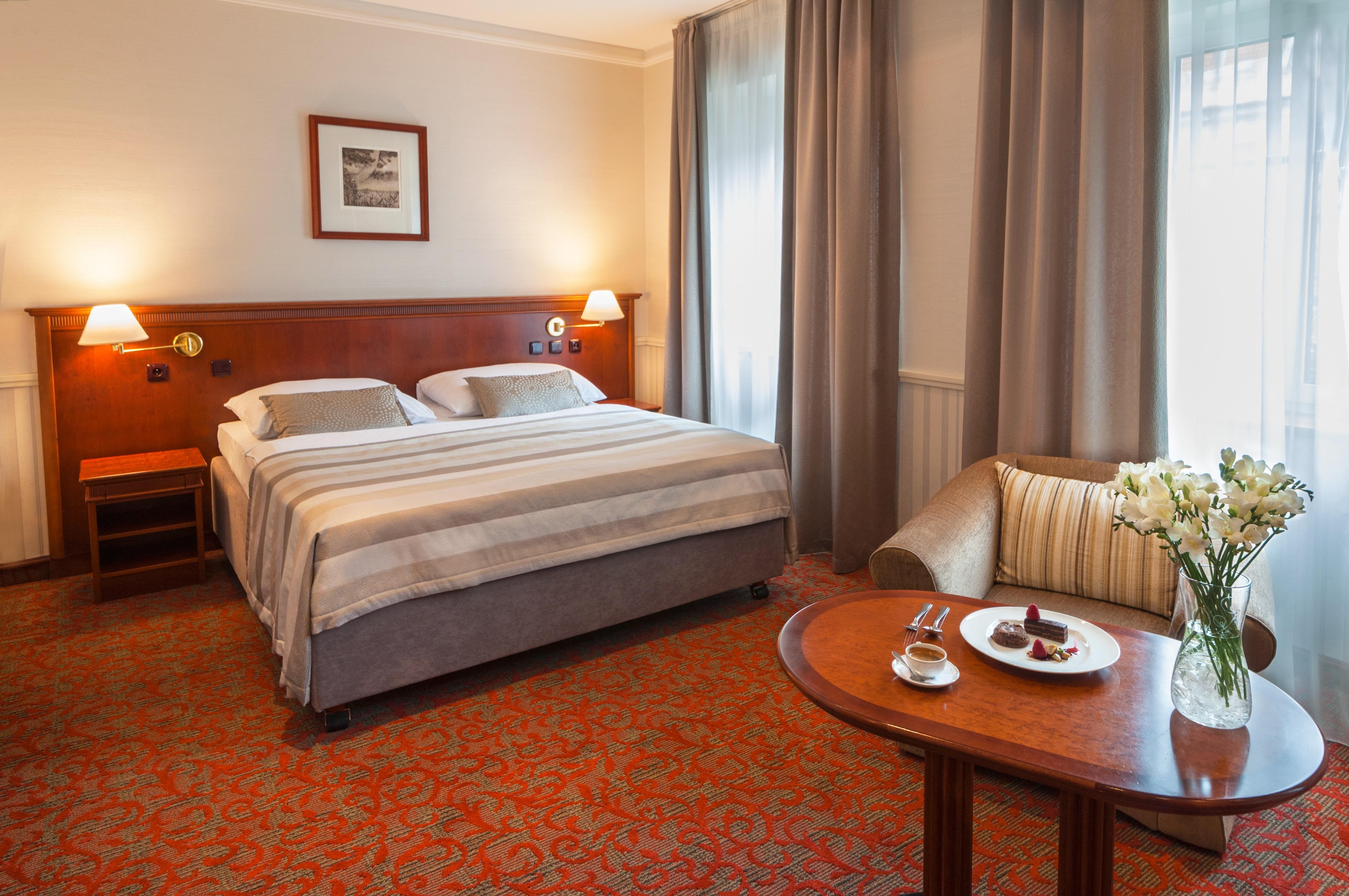 Adria Hotel Πράγα Εξωτερικό φωτογραφία
