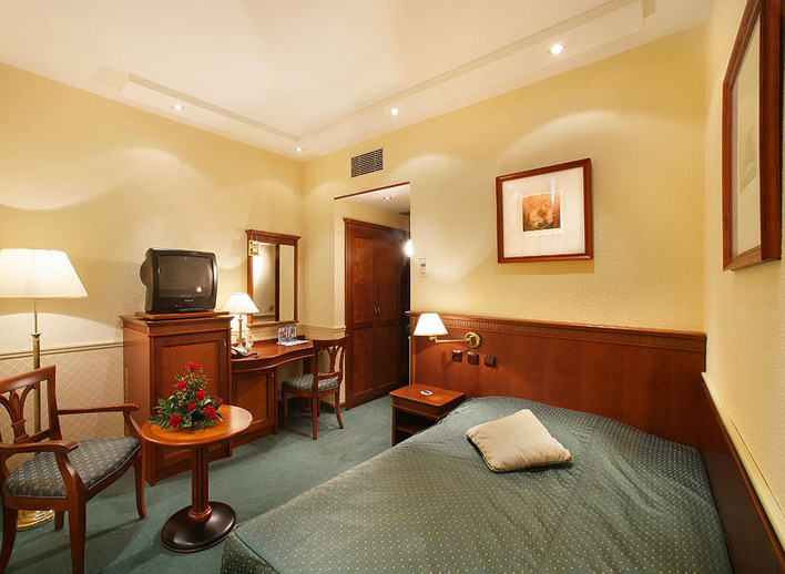 Adria Hotel Πράγα Εξωτερικό φωτογραφία