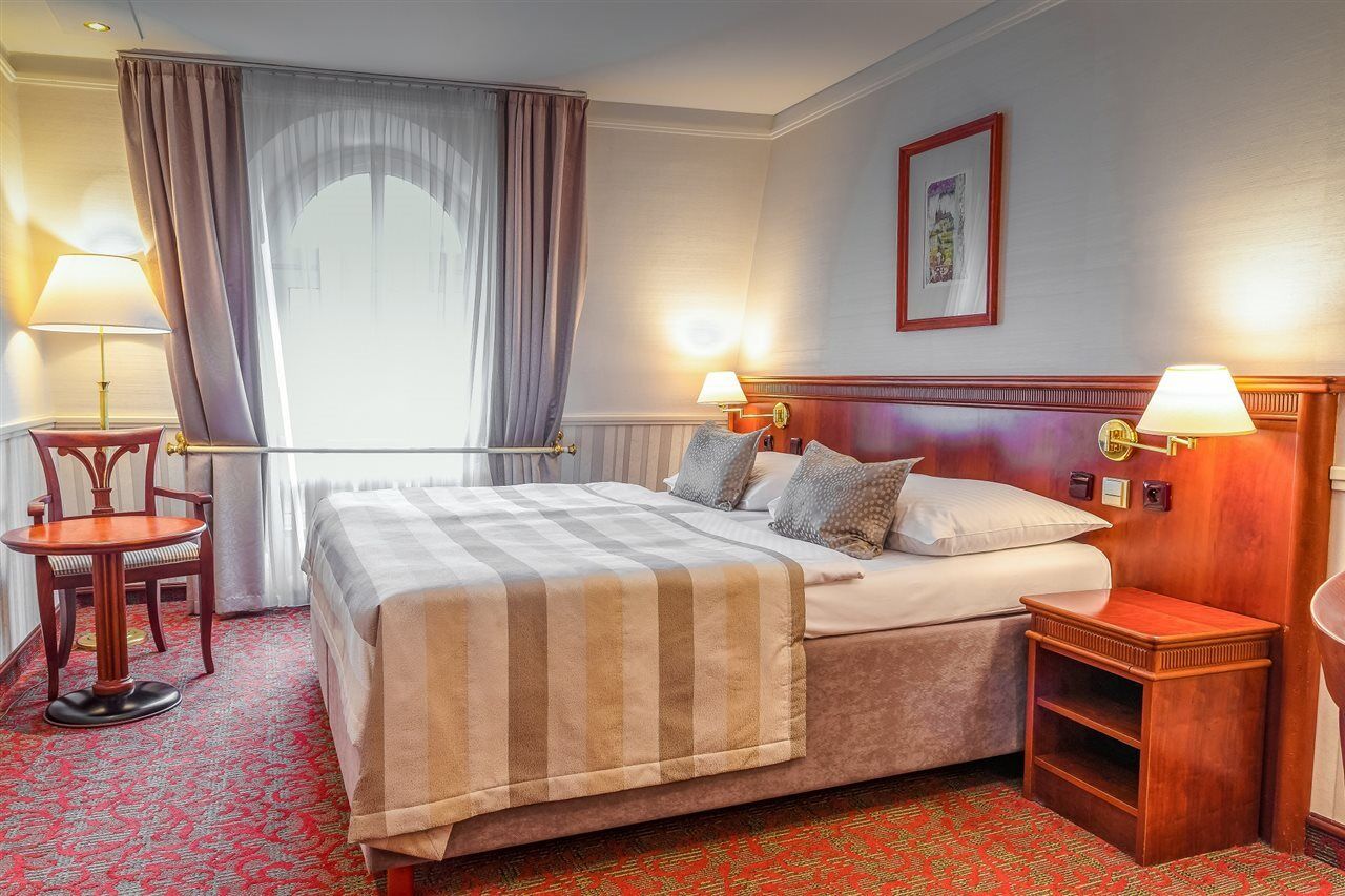 Adria Hotel Πράγα Εξωτερικό φωτογραφία